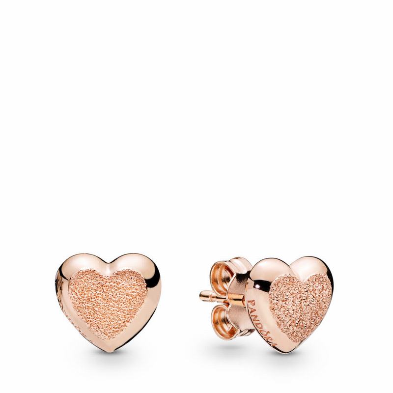 Pandora Rose™ Matte Brilliance Hearts Stud Earrings - Pandora Rose - Canada | OB7687XH